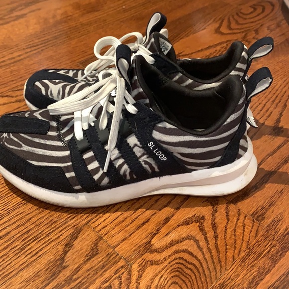 Adidas SL loop in zebra - Picture 8 of 8